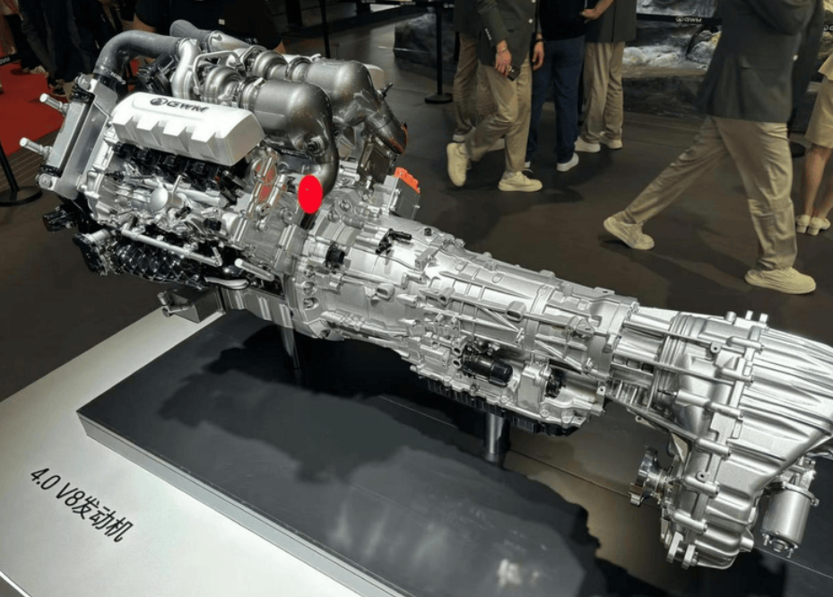 成都车展重磅国产车预告：2026款红旗国耀换装全新4.0T V8发动机