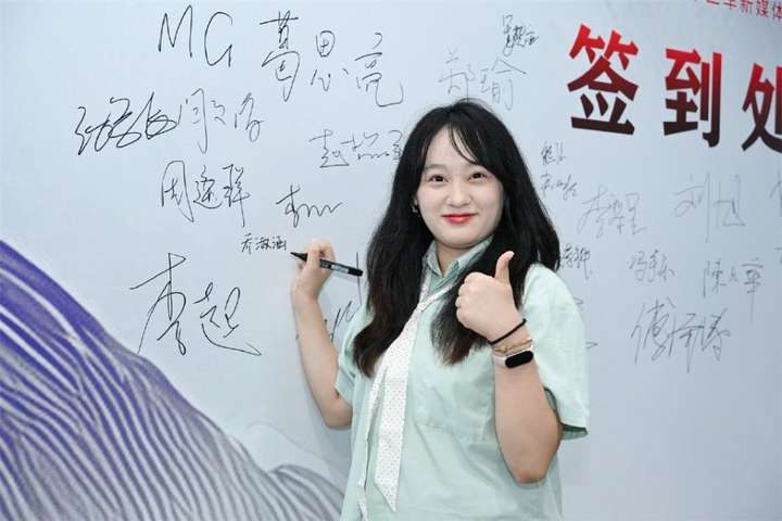 汽车美学，宽窄智慧 第二届中国车市品牌盛典（成都之夜）圆满落幕