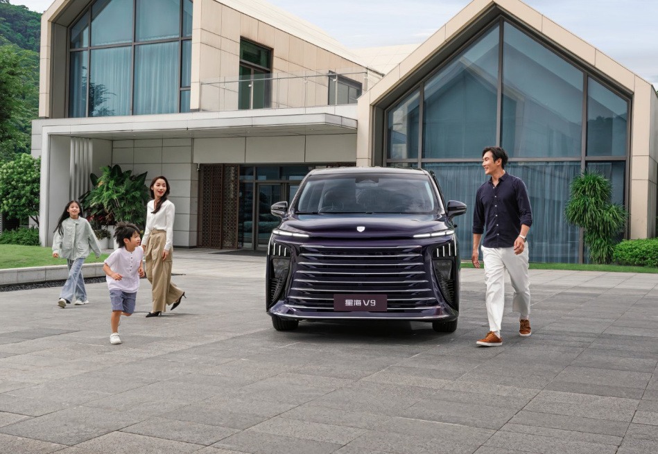 纯电续航200公里，起售17.99万元，风行星海V9越享登场