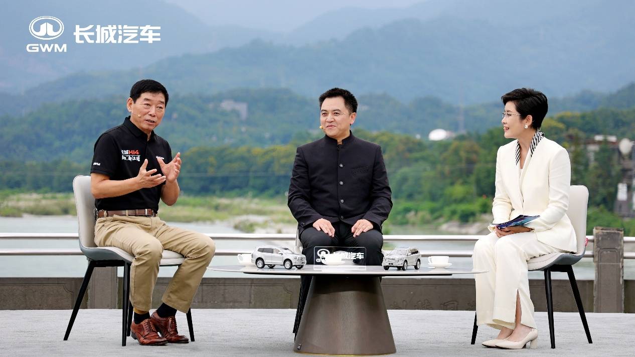 “越野+智能+豪华”三位一体：全新坦克500上市，33.5万元起售