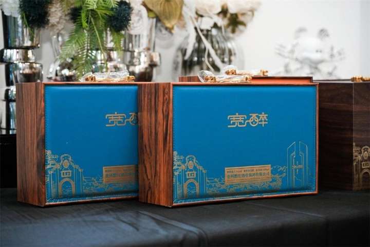 汽车美学，宽窄智慧 第二届中国车市品牌盛典（成都之夜）圆满落幕