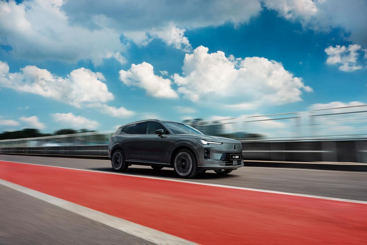 沃尔沃全新XC70预售价29.99万起，让北欧设计充满科技
