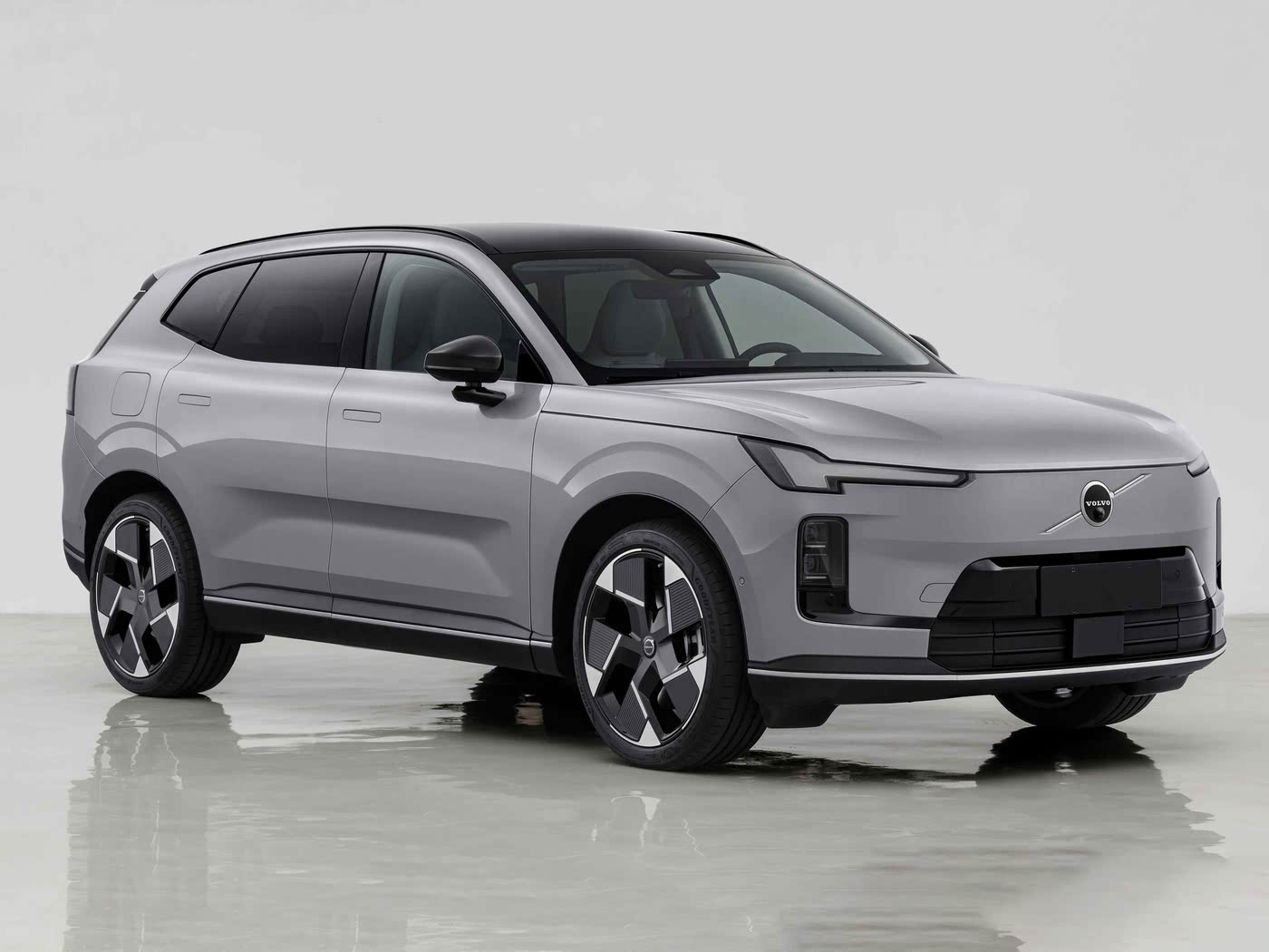 沃尔沃全新XC70上市，预售29.99万起，还是中国首发
