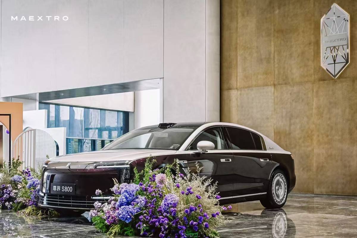 尊界S800尊享礼遇不止于车，更在于心！成为百万豪车服务天花板