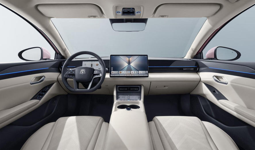 上新云辇型、限时12.98万元 七夕的“秦”绪价值是秦L EV给的