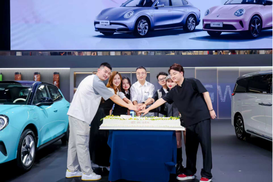 欧拉陪你过七夕，成都车展欧拉以浪漫致初心