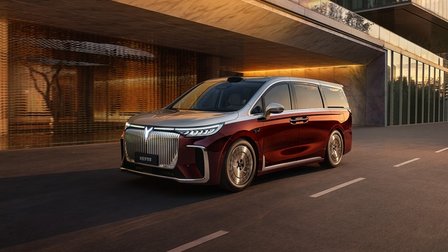 终结油电纠结，2026款岚图梦想家成都车展开启预售，38.99万起