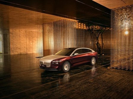 终结油电纠结，2026款岚图梦想家成都车展开启预售，38.99万起