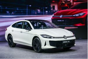 成都车展：全新凌渡L上市11.99万元起，上汽大众携出众阵容亮相