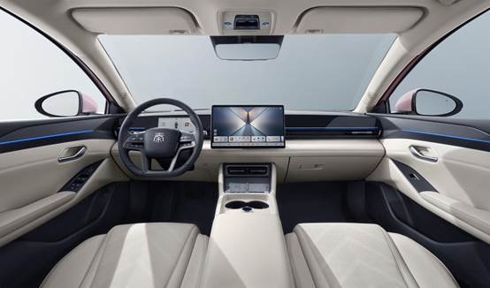 秦L EV上新545KM云辇型 七夕宠粉限时狂欢价12.98万元