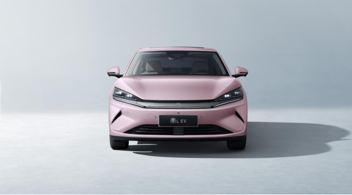 “迪子”七夕送大礼，秦L EV上新云辇型，限时价12.98万元