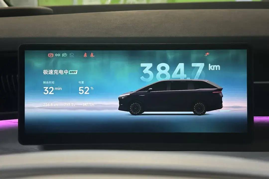 496项升级还不涨价 2025款小鹏X9如何实现科技旗舰全面升舱？