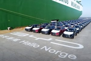 比亚迪7月份海外劲销8万台，同比增长159.5%