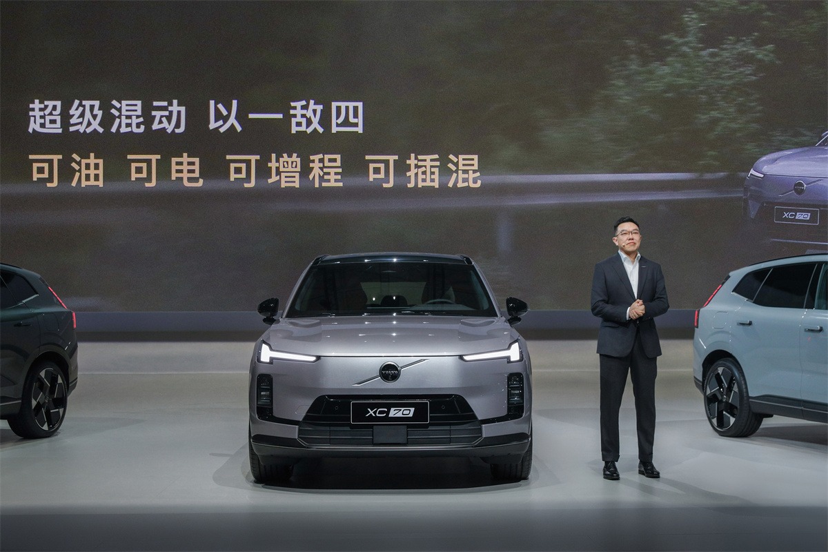 四擎七模，全能无焦虑 沃尔沃全新XC70重塑豪华混动天花板