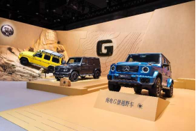 全新AMG CLE 53敞篷轿跑车七夕上市、梅赛德斯-奔驰28款车型亮相蓉城