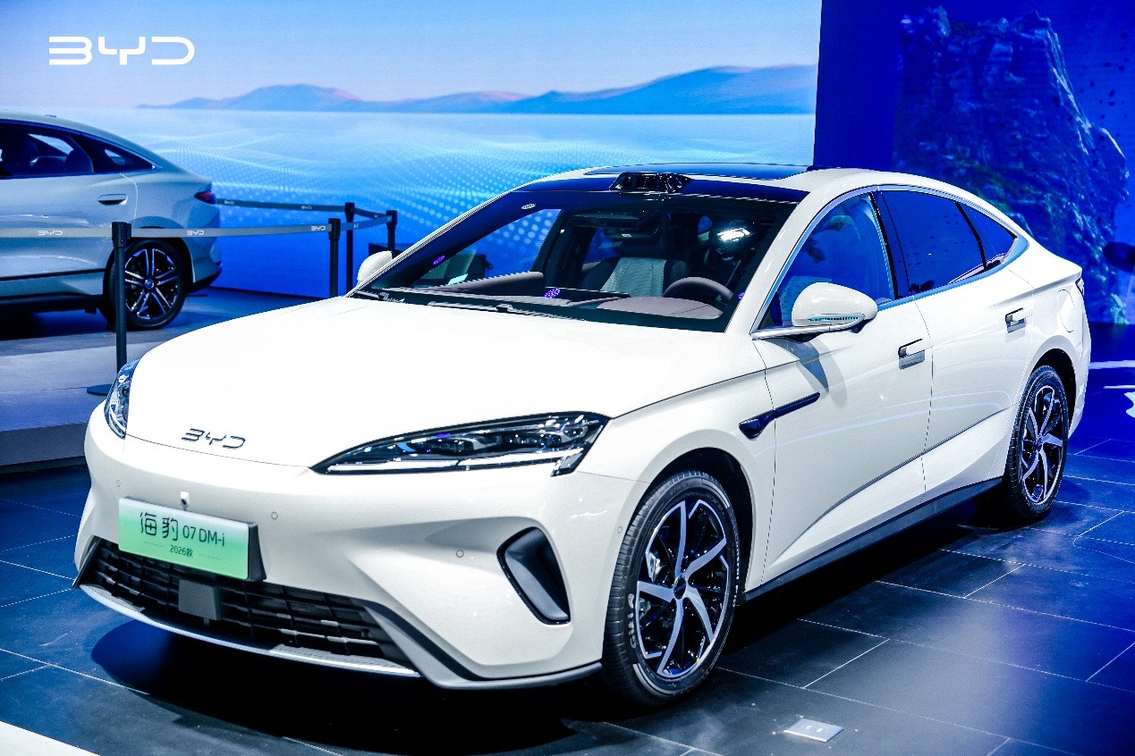纯电续航230km, 2026款海豹07DM-i亮相成都车展，预计9月中旬正式上市