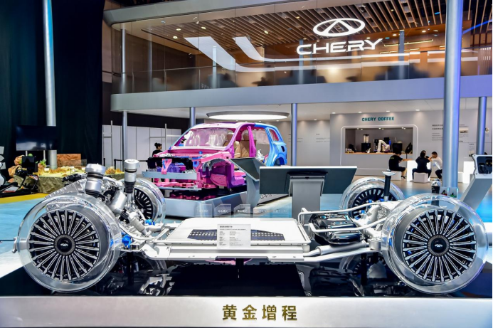 奇瑞携31款重磅车型登陆成都车展，风云X3L开启预售