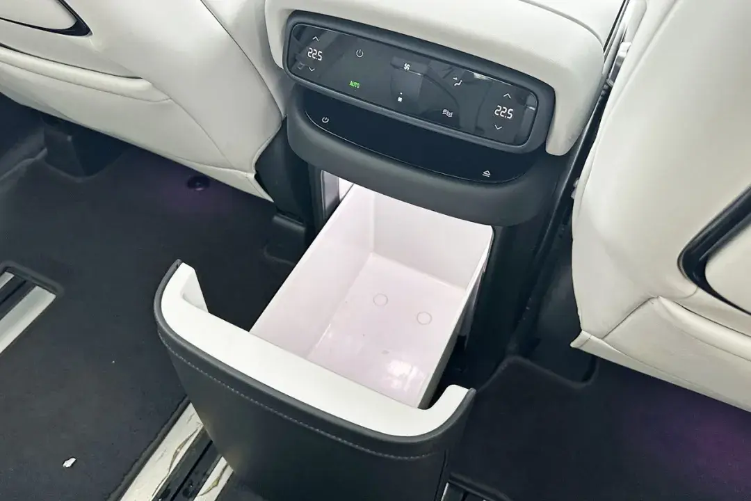 496项升级还不涨价 2025款小鹏X9如何实现科技旗舰全面升舱？