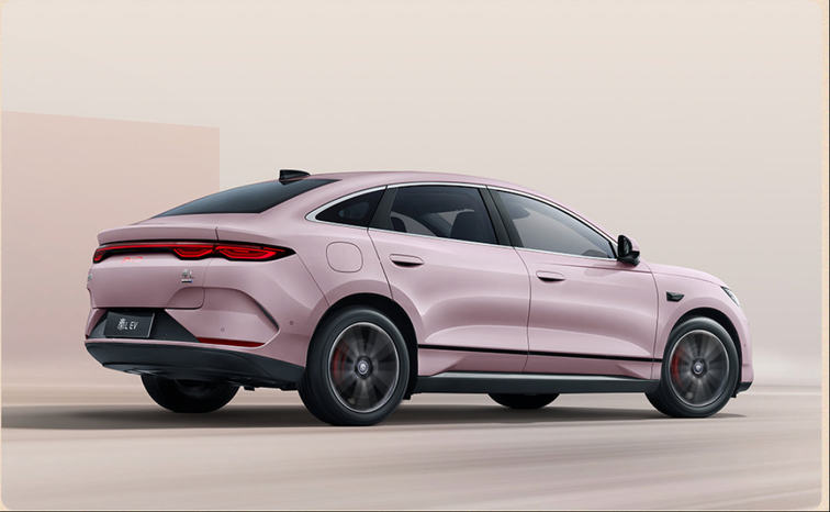秦L EV七夕限时10.98万起，上新云辇型（12.98万）含云辇-C等配置，老车主可OTA升级