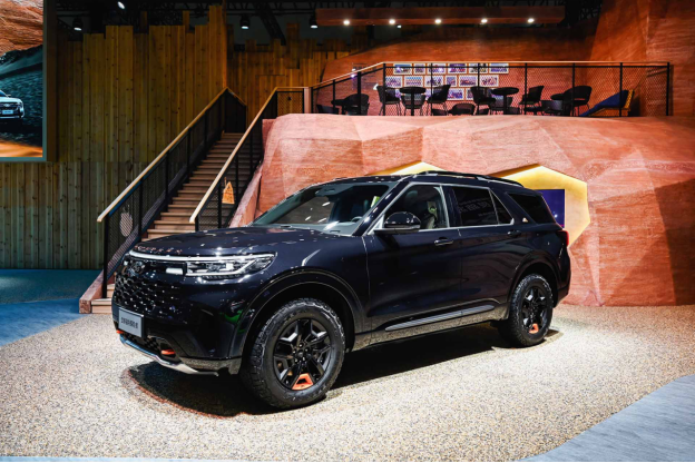 首款全地形露营SUV——福特智趣烈马全球首发