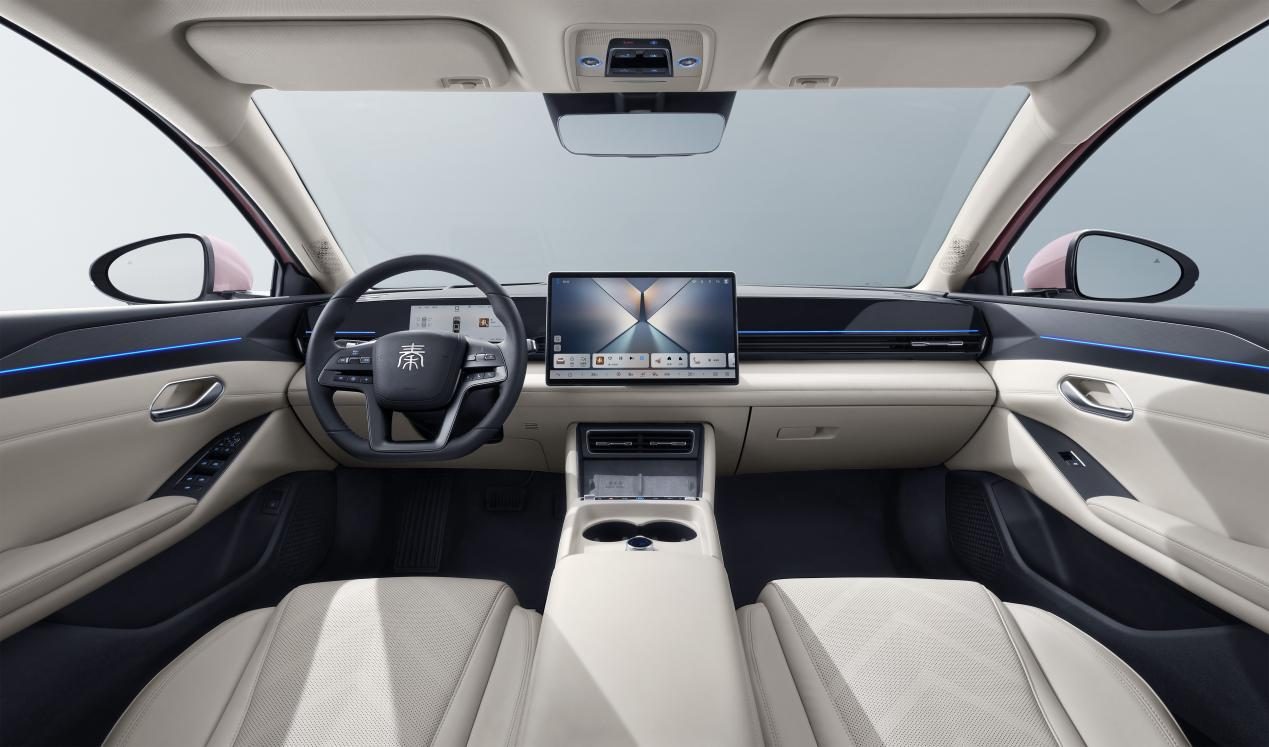 秦L EV上新545KM云辇型 七夕宠粉限时狂欢价12.98万元