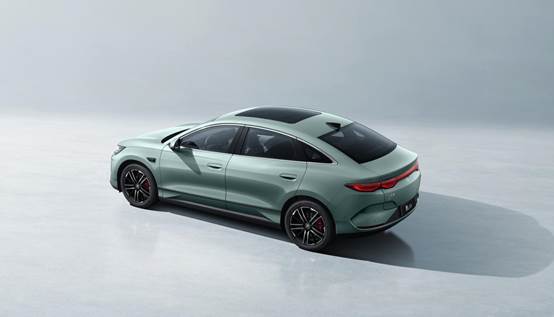 秦L EV上新545KM云辇型 七夕宠粉限时狂欢价12.98万元