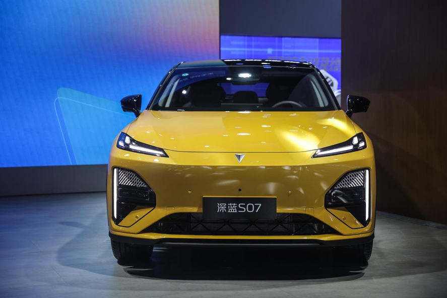 全新深蓝S07车展亮剑，打造同级最豪华舒适智能SUV