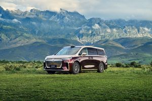 聚焦成都车展：2026款岚图梦想家携8大黑科技开启预售