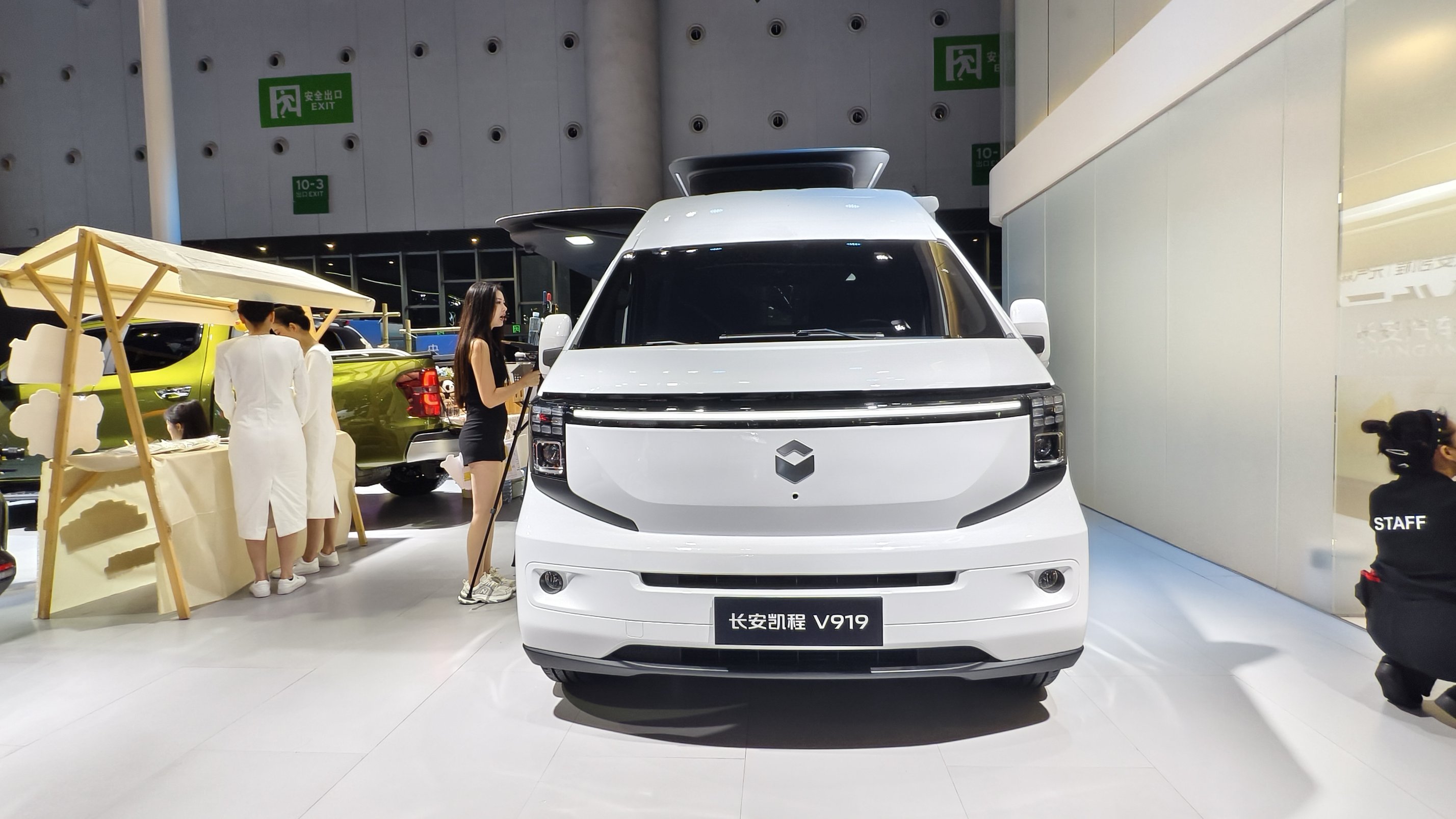 长安凯程V919成都车展玩转VANLIFE，移动咖啡馆元气来袭