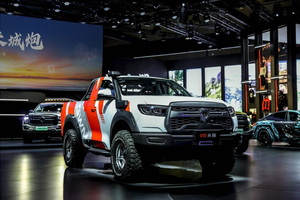 出厂即赛场，赛级皮卡V6火炮预售22.98万元