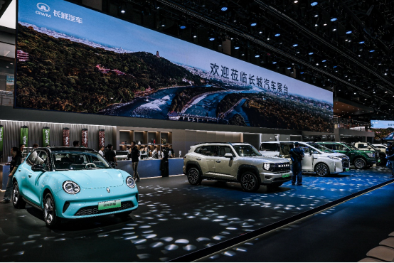 与用户同行、集结六大品牌 长城汽车登陆2025成都车展