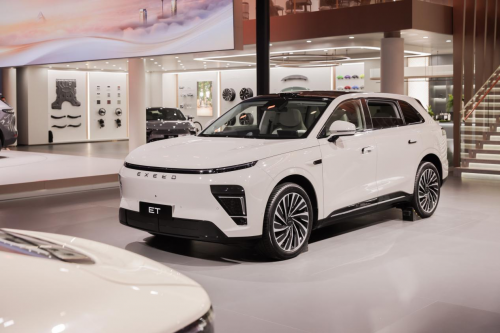 成都车展再引爆！2025款星纪元ET重塑市场格局，定义新豪华标准