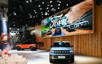 升顶露营第一车？福特智趣烈马亮相成都车展