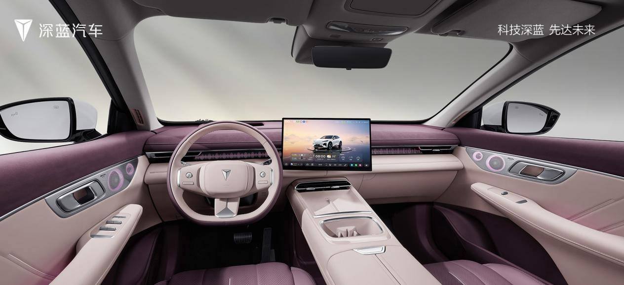 全新深蓝S07车展亮剑，打造同级最豪华舒适智能SUV