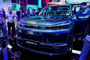 成都车展银河M9：想近距离看车，差点把我CPU挤烧了