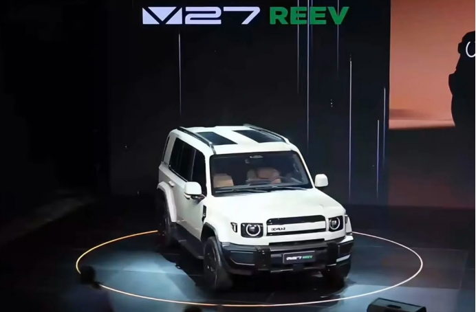 【E汽车】奇瑞iCAR V27正式亮相