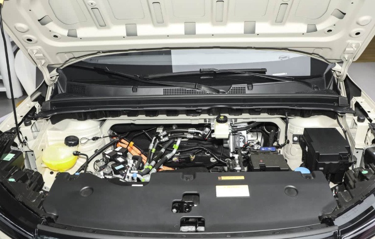 东风纳米06对比iCAR V23，谁才是年轻人的“方盒子”？