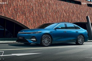 吉利汽车7月销量237717辆，新能源热销超13万辆