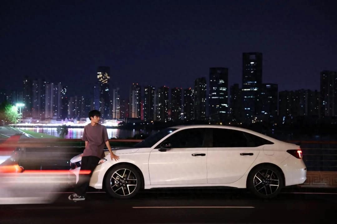 对年轻人来说 思域是一台什么车？
