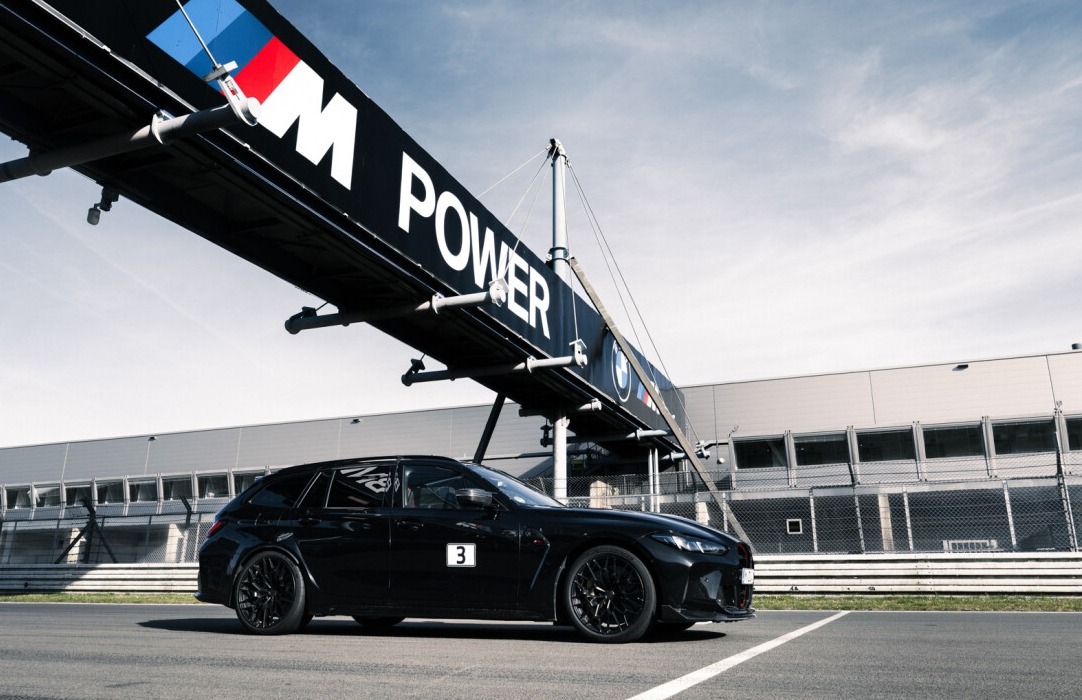 宝马M3 CS Touring，车速可达300km/h的旅行车，刷新纽北记录