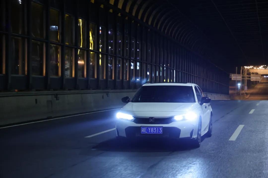 对年轻人来说 思域是一台什么车？