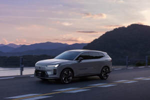 沃尔沃XC70车机的安全、简约与北欧文化表达