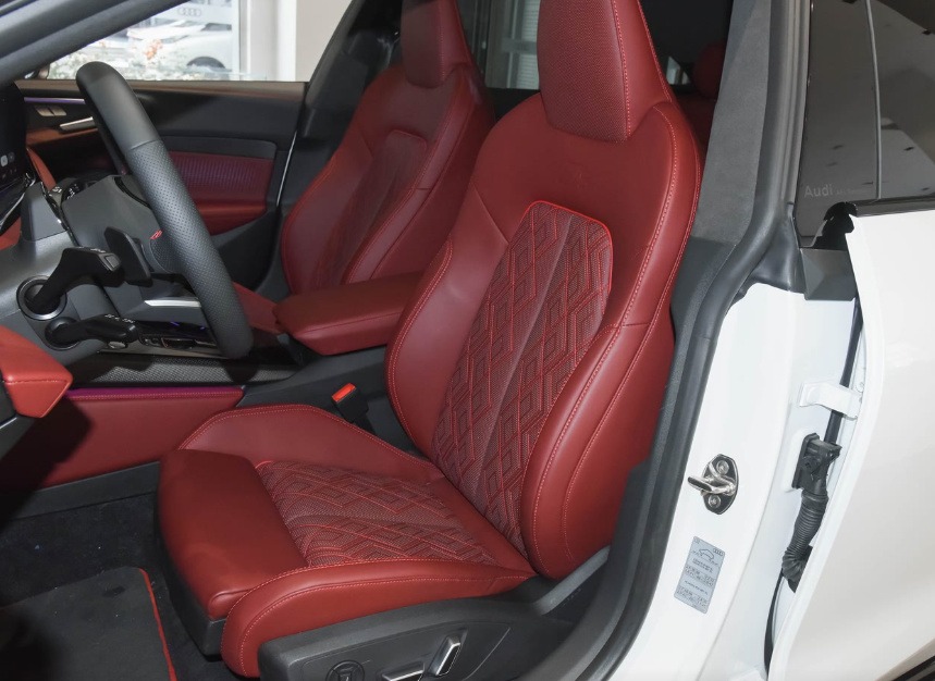 华为智驾上车，限时25.59万元起，上汽奥迪A5L Sportback登场