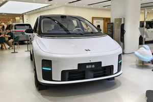 理想i8统一售价33.98万元，显然是来拉好感的
