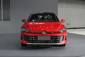 咬牙买奥迪A5L Sportback，不如看新款大众凌渡L？年轻人会喜欢吗