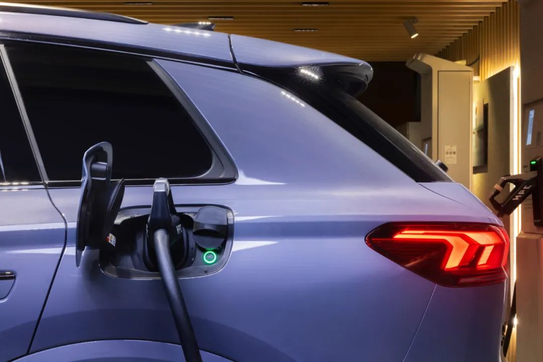 宁德时代电池+全域800V平台:一汽奥迪Q6L e-tron三电究竟强在哪?