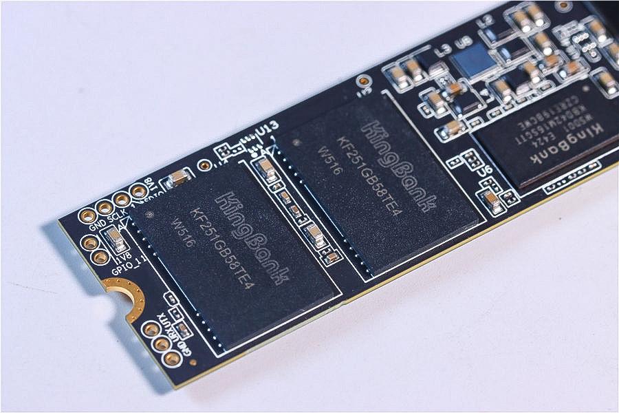 预算党必看！金百达KP270 PCIe4.0 NVMe 2TB SSD性价比高到离谱