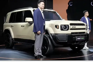 车长超5米，搭载增程系统：iCAR V27迪拜完成全球首秀