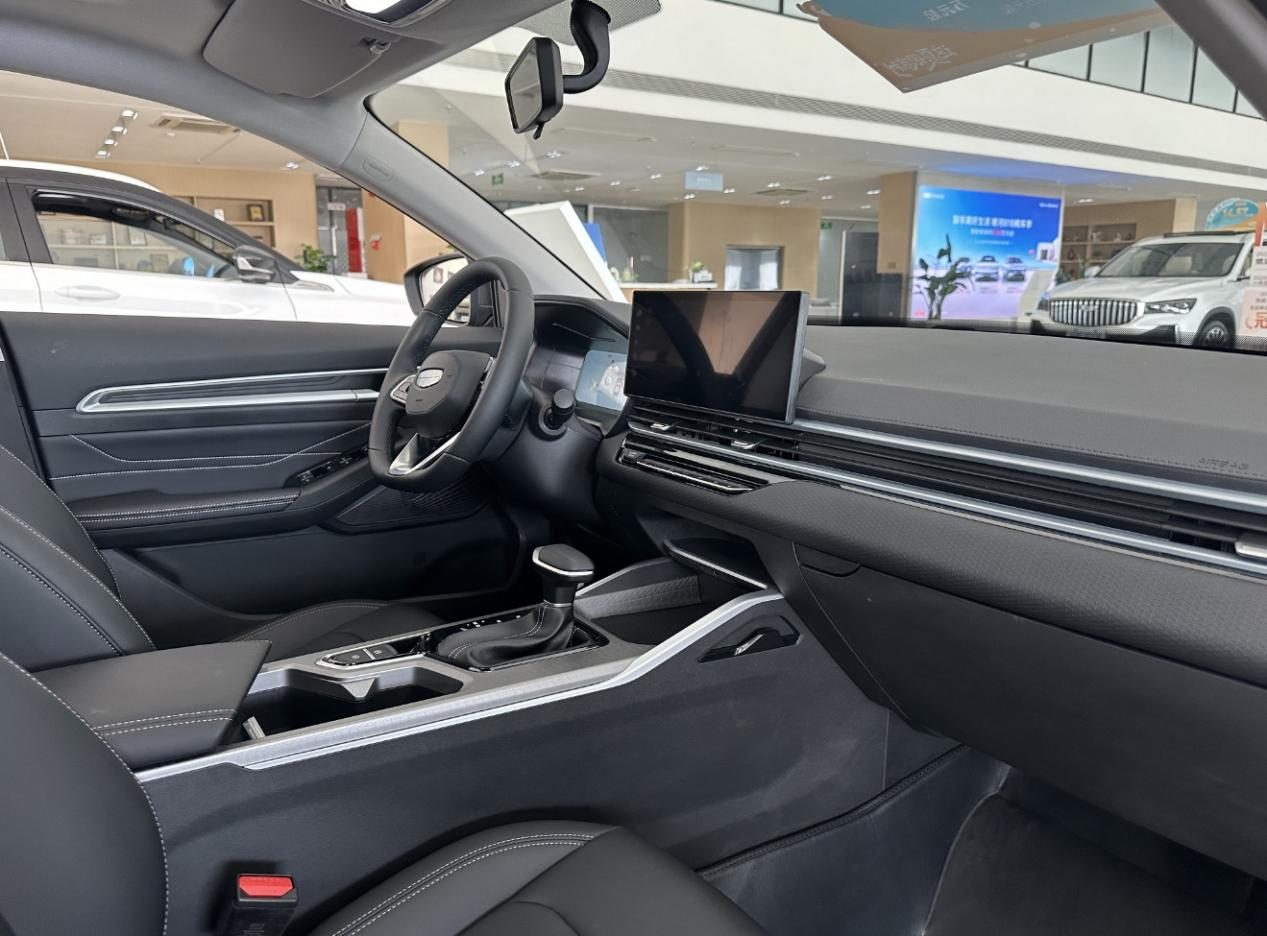 第4代帝豪全球400万纪念款，三大件解读，CVT18变速箱
