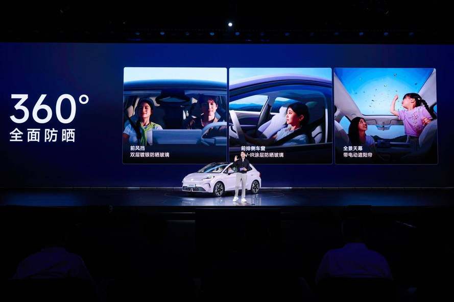 首搭OPPO智行手车互联功能 7万级全新MG4重塑纯电两厢价值标杆